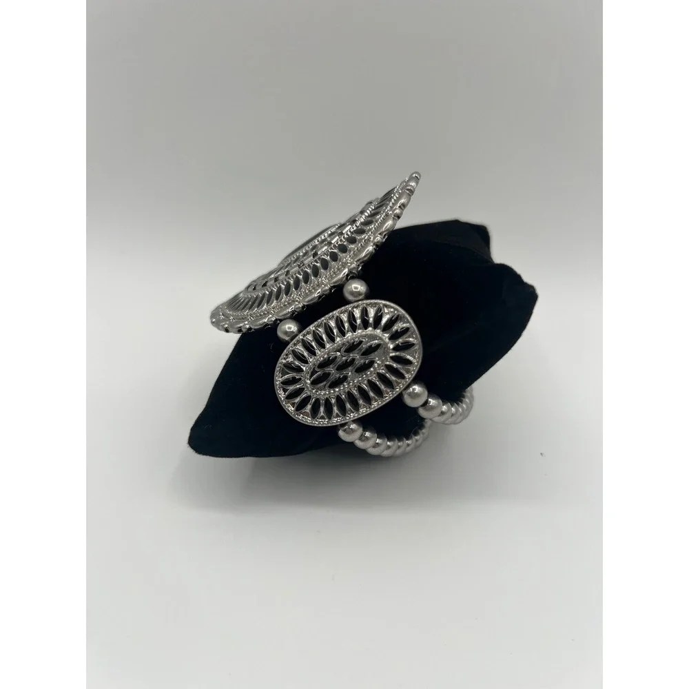 Silver Tone Filigree Stretch Cuff Bracelet Black Cabochon Boho Statement Jewelry